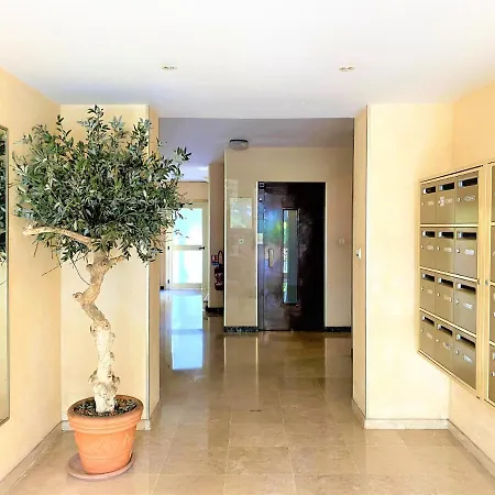 Viva Riviera Large And Quiet Studio With Balcony Apartment *
